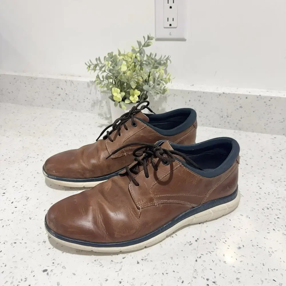 Johnston & Murphy brown leather sneakers Comfort Walking Airport Travel Size 11.